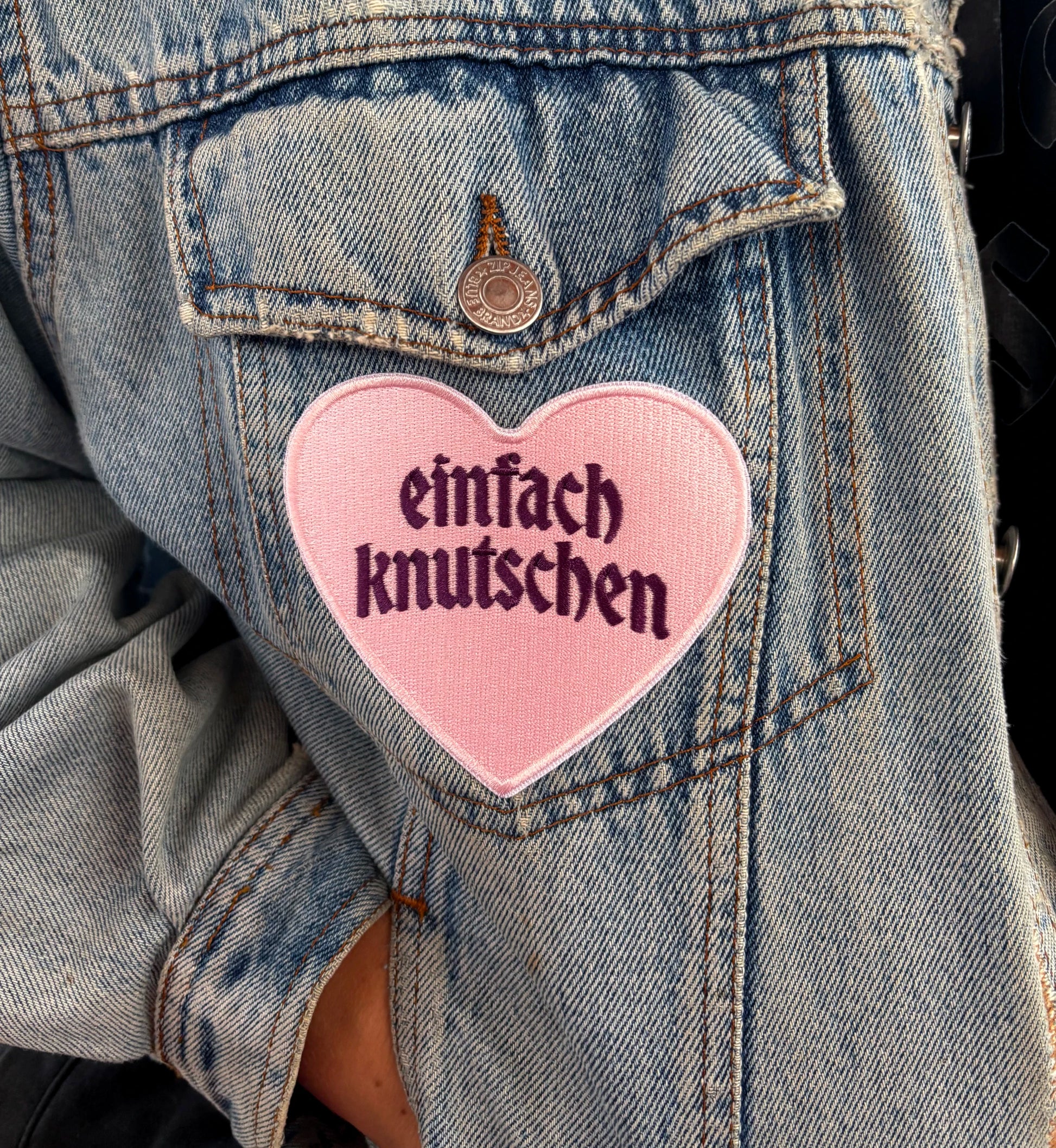 einfach knutschen gestickter Patch zum Aufbügeln